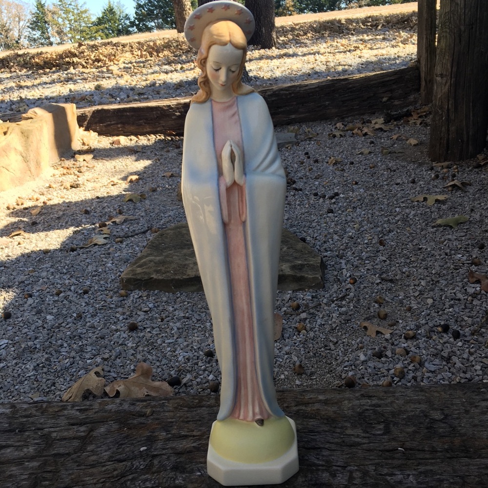 Goebel MI Hummel antique figurine